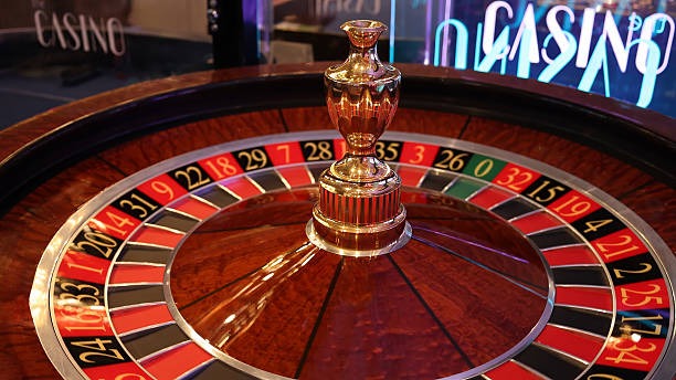 toto makau multi-bet slip showing live settlement and combined odds